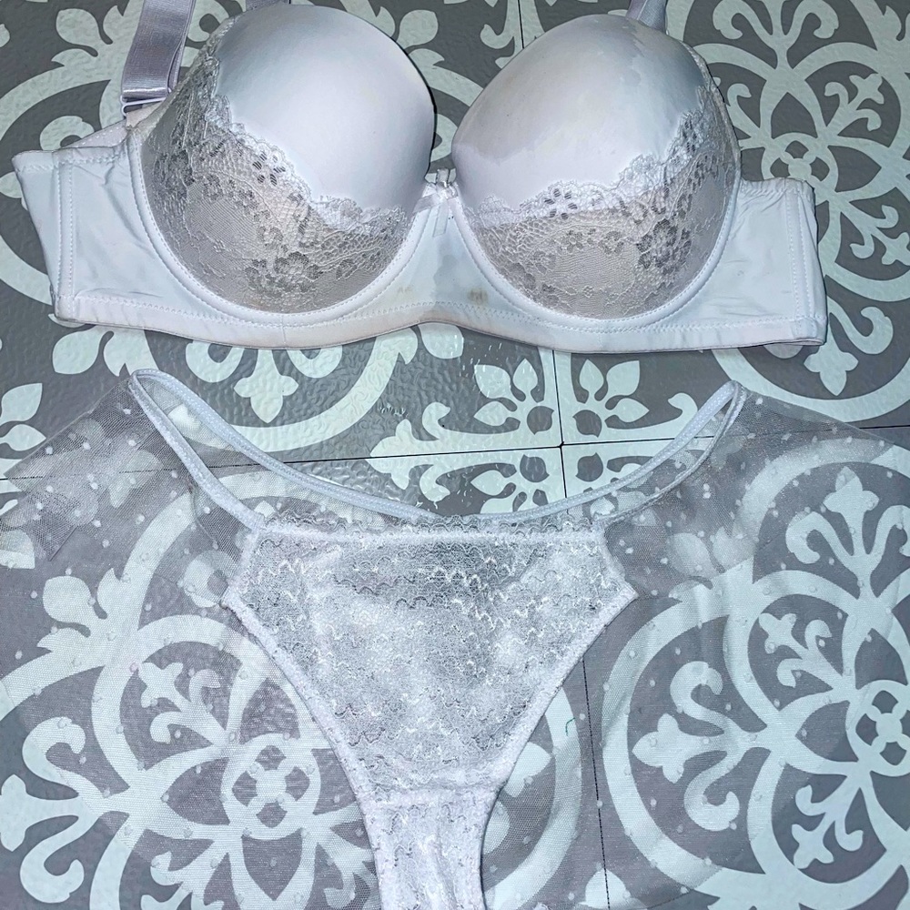 White bra and panty set